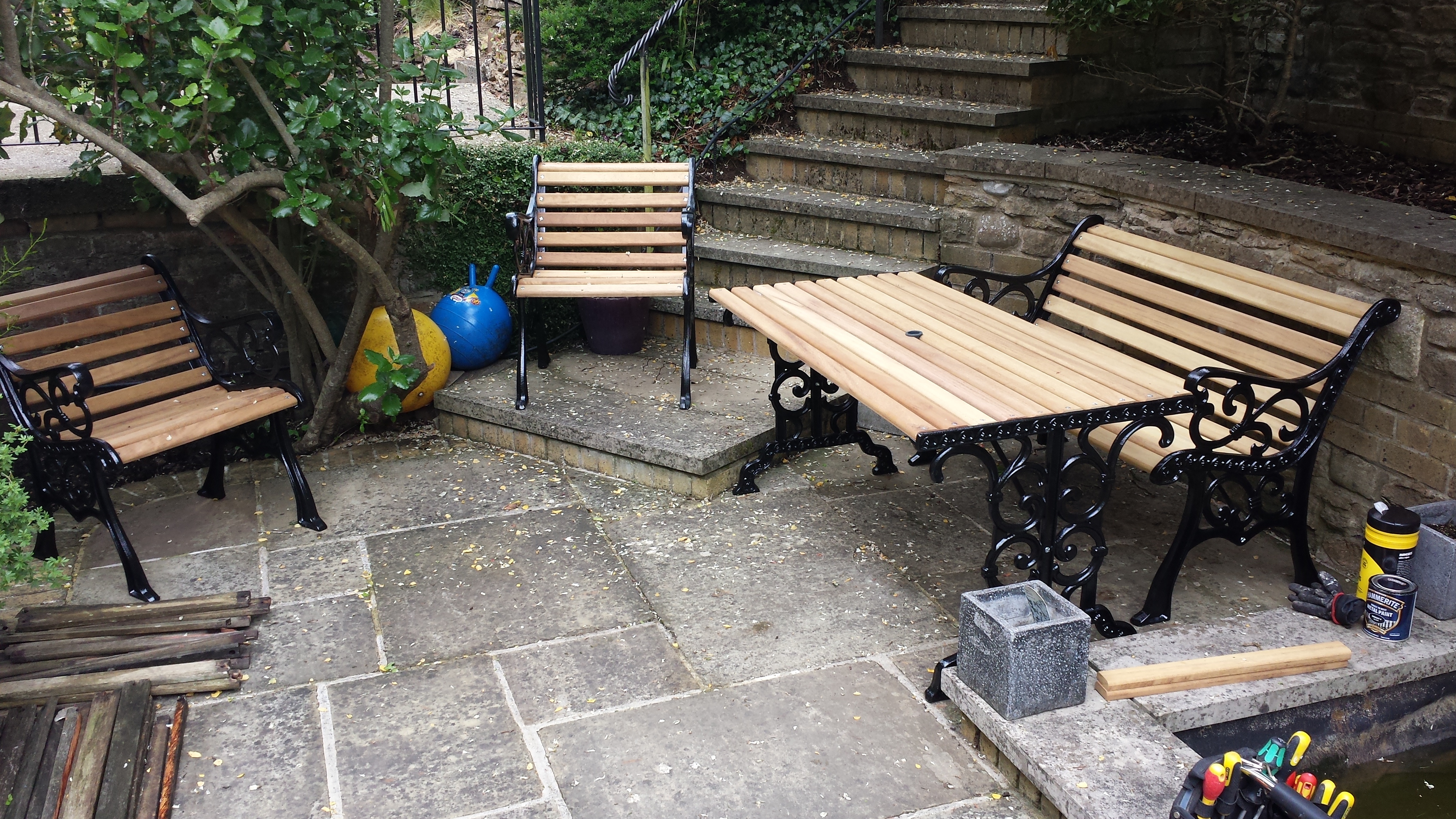 Garden furniture restoration in Godalming | Fix It Surrey